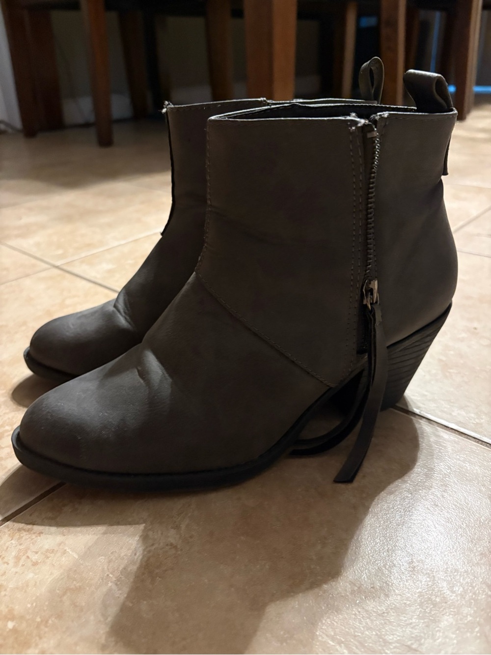 Women's Gray Ankle Boots with Side Zip Size 9